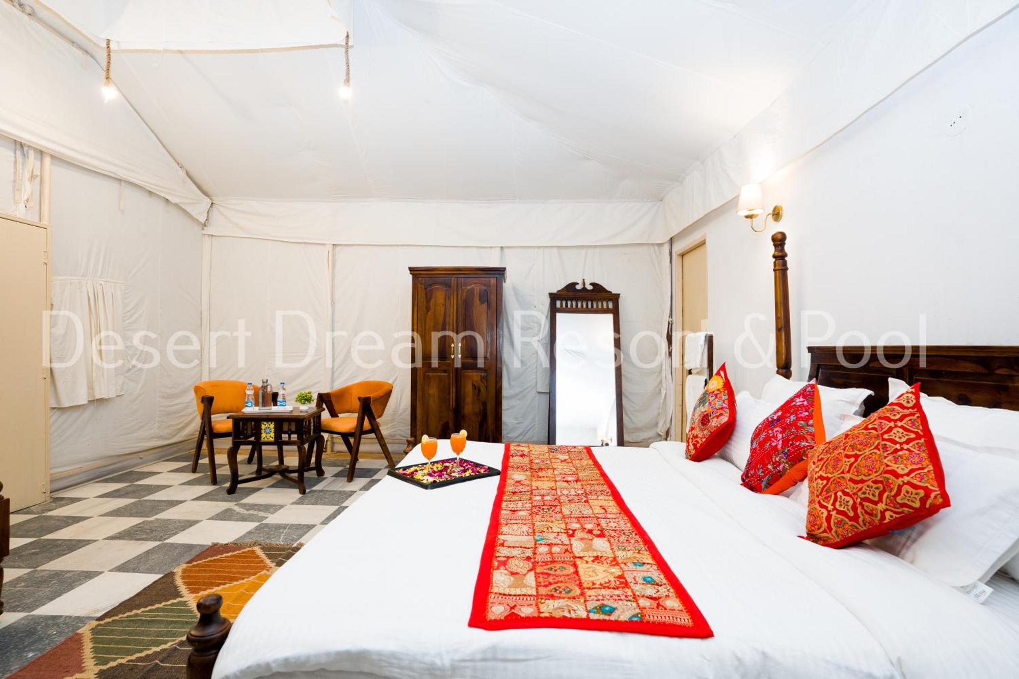 Desert Dream Royal Camp & Pool Джайсалмер Экстерьер фото
